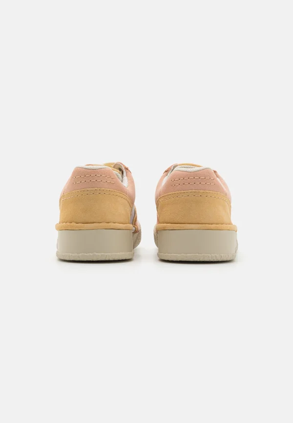 Boutique officielle Clarks Craftcup Court – Baskets Basses – Pale Peach 5