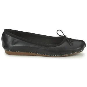 Clarks FRECKLE ICE Couleur Noir comparez les prix 10