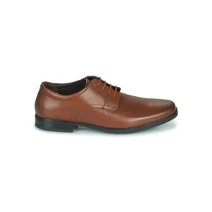 magasin pas cher Clarks HOWARD WALK Couleur Marron 10