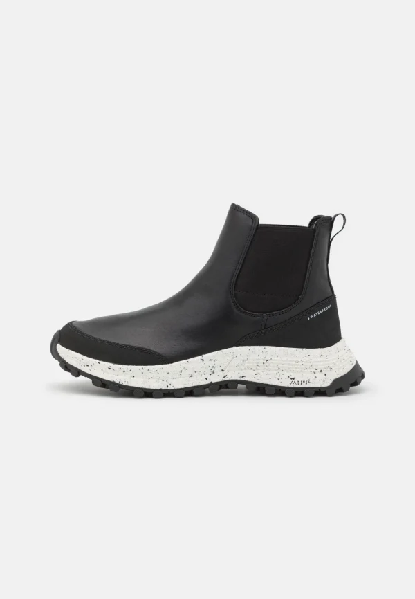 soldes magasin Clarks Atltrekupwp – Boots À Talons – Black 1