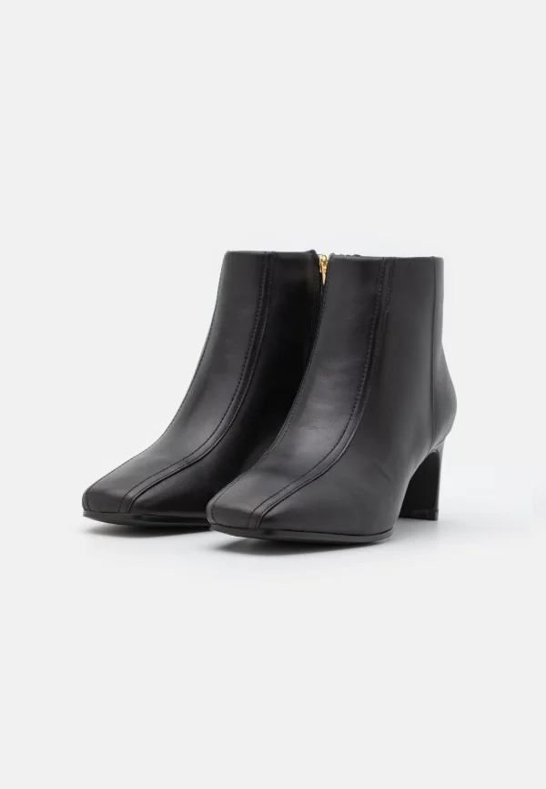 Clarks Seren Top – Bottines – Noir SOLDES TOUT À 4