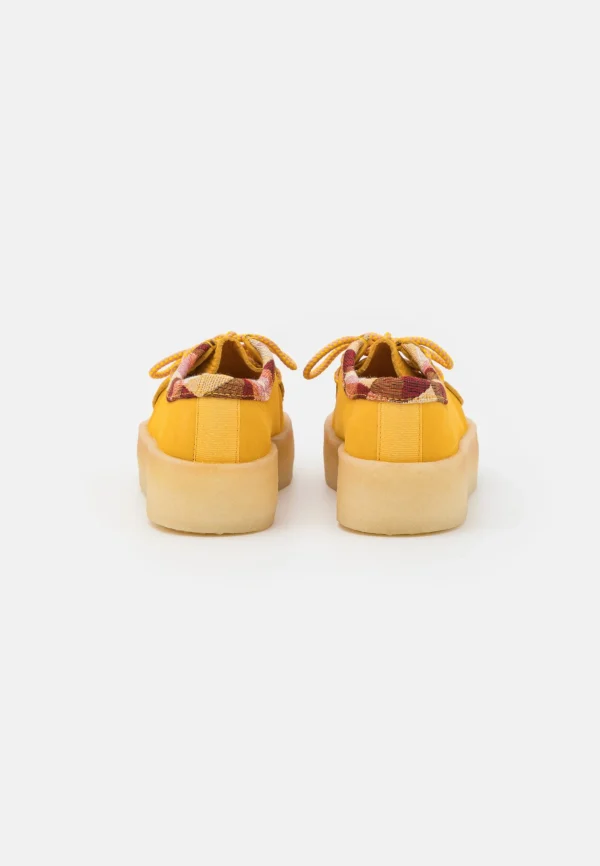 nouveau produit Clarks Originals Wallabee Cup – Mocassins – Yellow 5