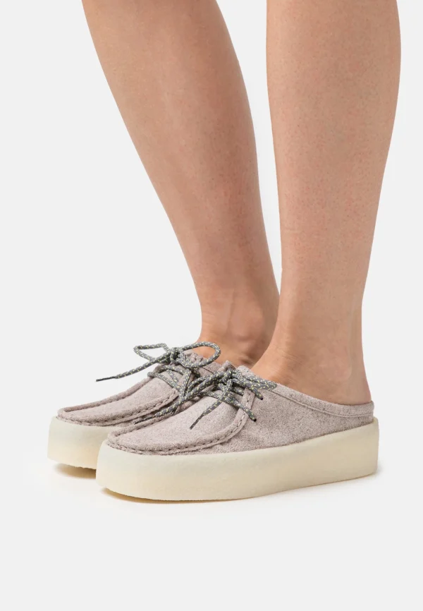 Clarks Originals Wallabee Cup – Mules – Grey Acheter 1