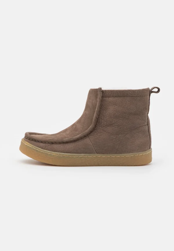 Clarks Barleigh Pull – Boots À Talons – Taupe Boutique officielle 3