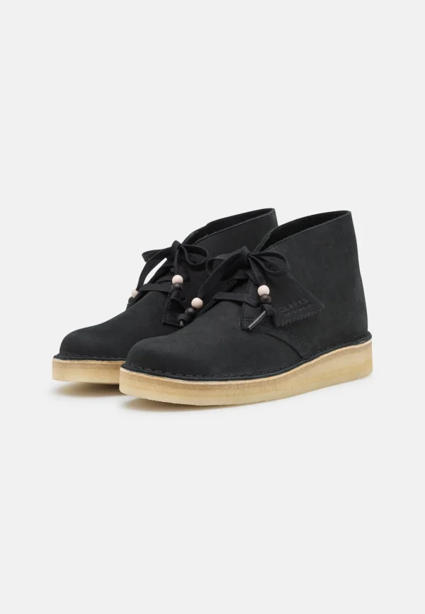 jusqu'à Clarks Originals Desert Coal – Derbies – Black 4