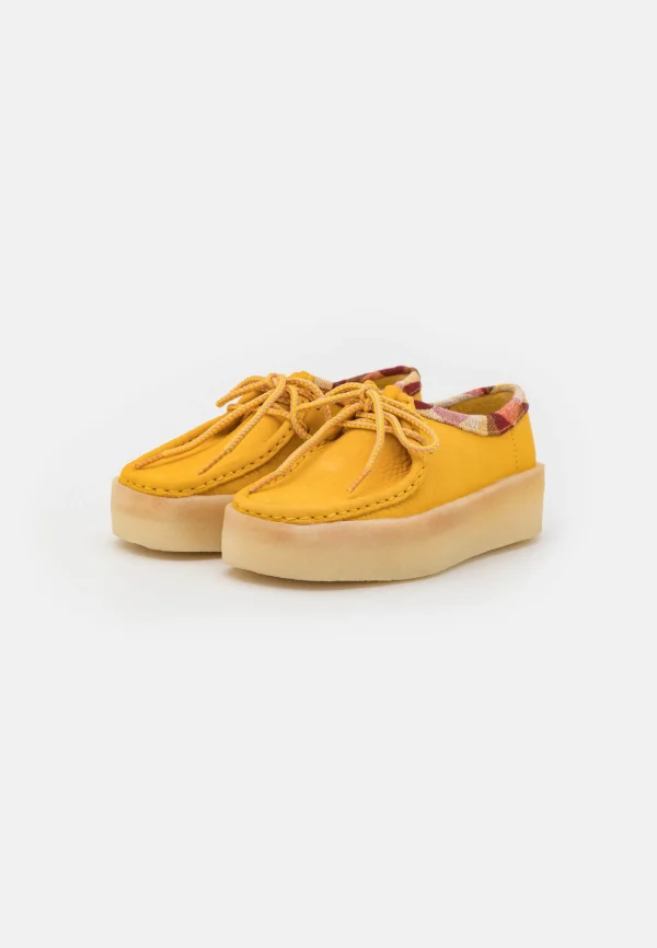 nouveau produit Clarks Originals Wallabee Cup – Mocassins – Yellow 4