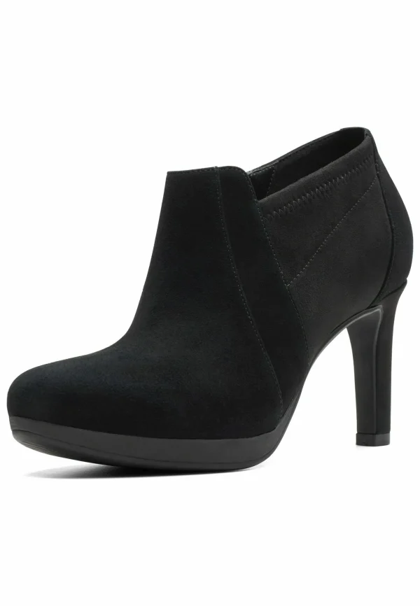 Clarks Bottines À Talons Hauts – Black Sde en vente 3