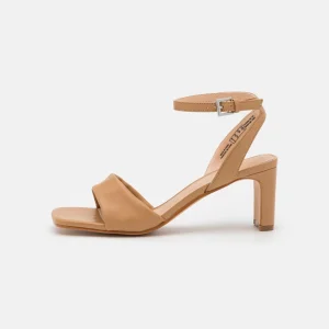 Clarks Seren Strap – Sandales – Camel Livraison gratuite 10