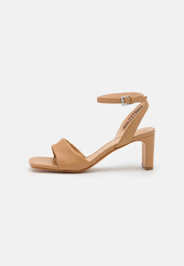 Clarks Seren Strap – Sandales – Camel Livraison gratuite 3