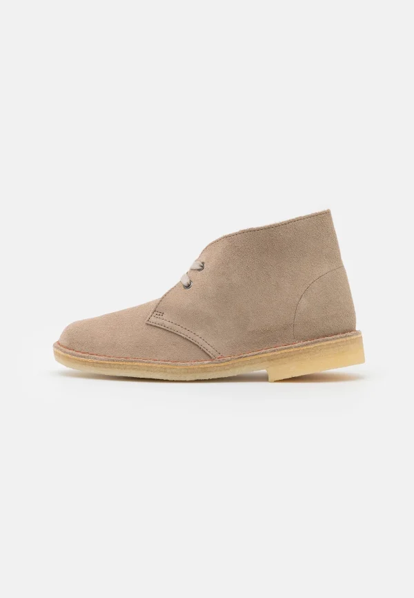 Clarks Originals Desert Boot – Chaussures À Lacets – Sand comparez les prix 4