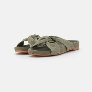 Clarks Pure Twist – Mules – Sage prix pas cher 12