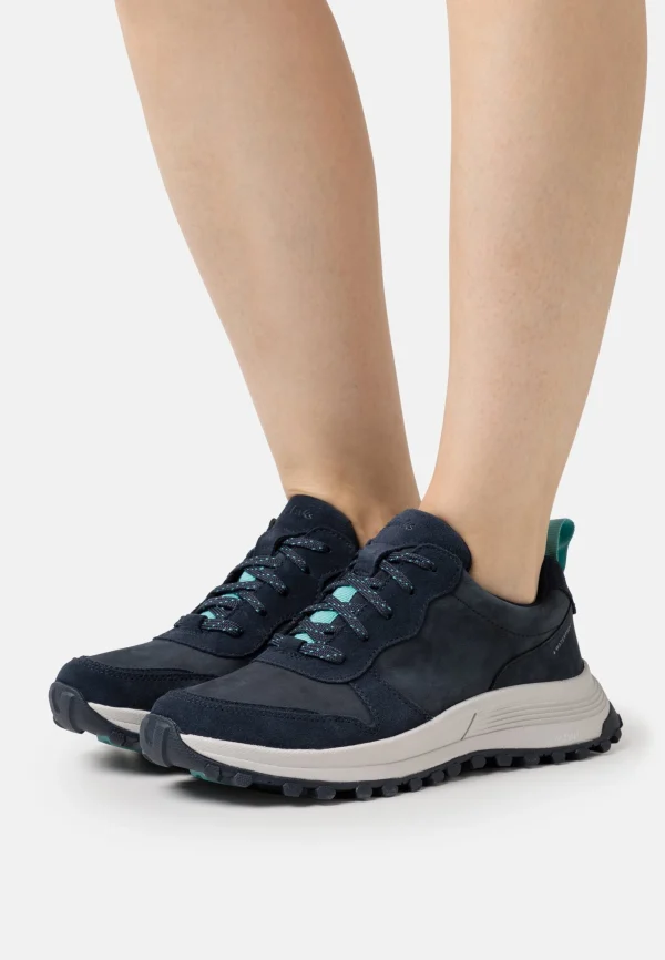 Clarks Atl Trek Free – Baskets Basses – Navy grande qualité 1