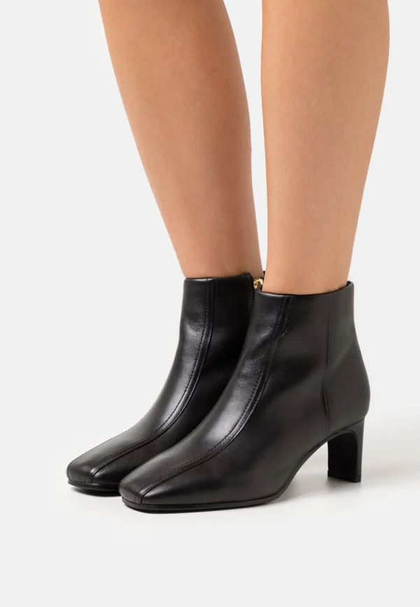 Clarks Seren Top – Bottines – Noir SOLDES TOUT À 1